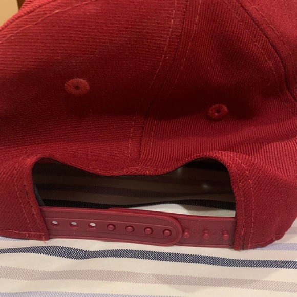 Cavaliers SnapBack Hat - Picture 3 of 3